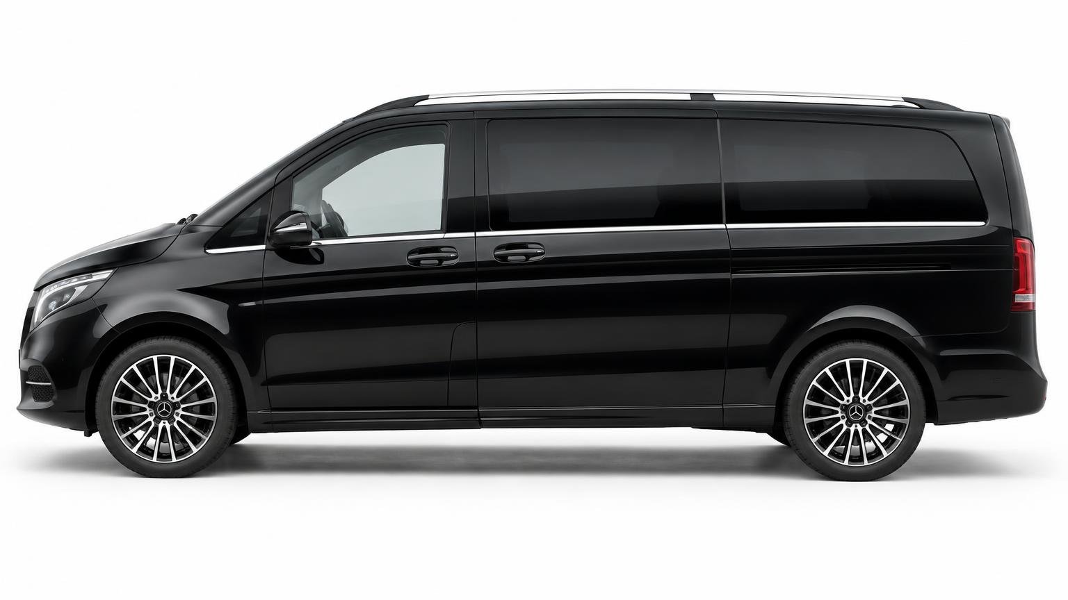 Mercedes Classe V nera, vista di profilo